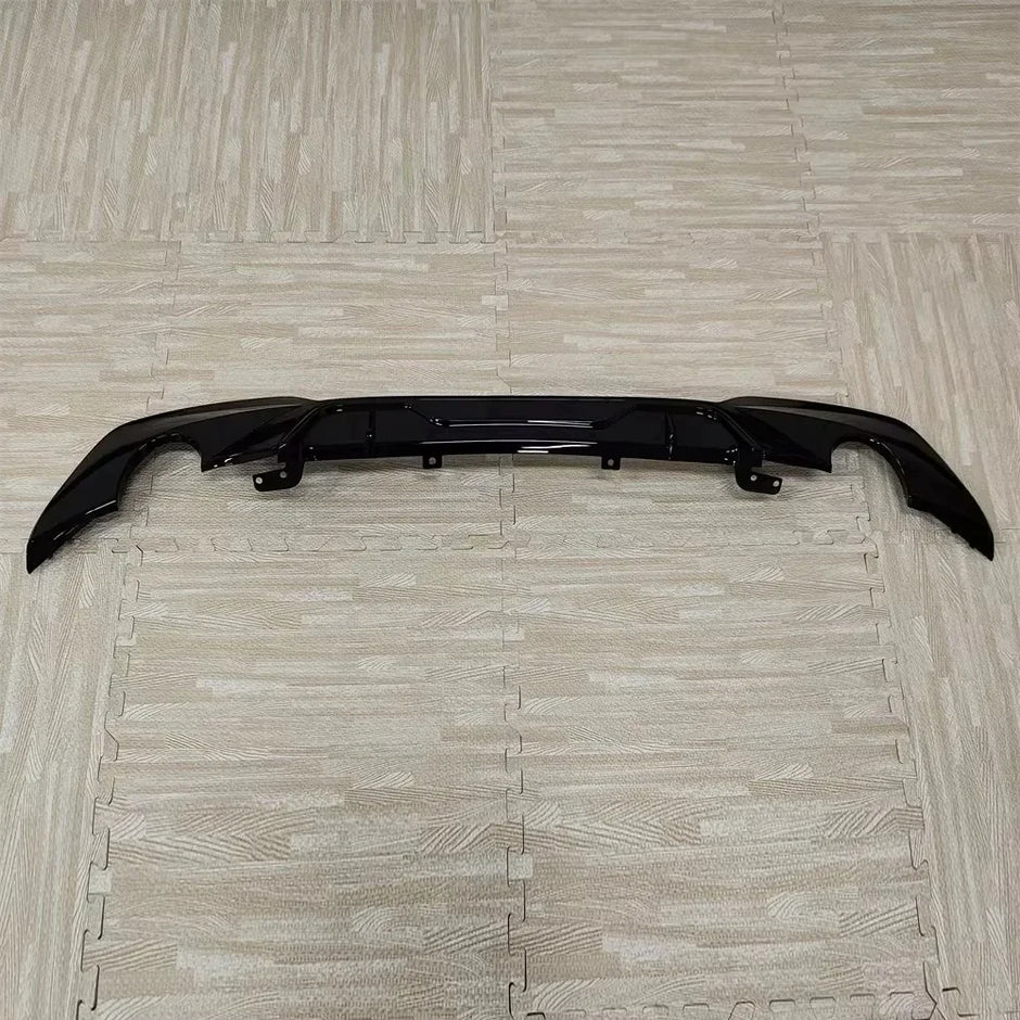 3 Series G20/G21 - Gloss Black Rear Bumper Diffuser | 2019-2022