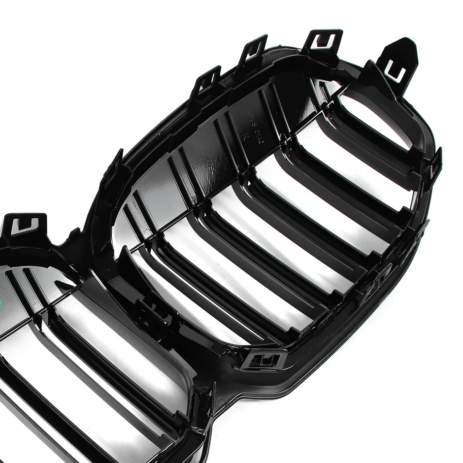 1 Series F40 - Gloss Black Front Kidney Grille | 2019-2025